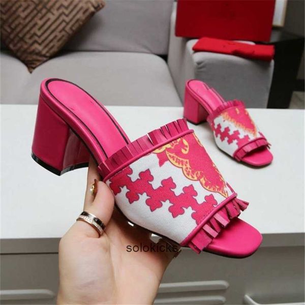 heel casual valentinolies letter fashion 01-013 high sandals leather luxury wedding party design slippers women sexy, Black
heel casual valentinolies letter fashion 01-013 high sandals leather luxury wedding party design slippers women sexy, Black