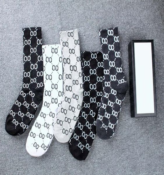 designer mens womens socks five pair luxe sports winter mesh letter printed sock embroidery cotton man with box aaa5162321, Black
designer mens womens socks five pair luxe sports winter mesh letter printed sock embroidery cotton man with box aaa5162321, Black