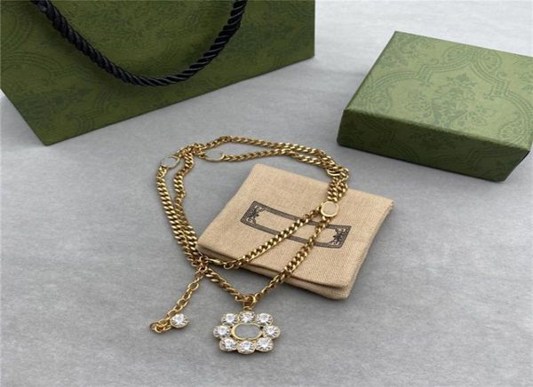 trendy rhinestone pendant necklaces diamond double letter long necklace sweater chain with gift box for women jewelry3101771, Silver
trendy rhinestone pendant necklaces diamond double letter long necklace sweater chain with gift box for women jewelry3101771, Silver
