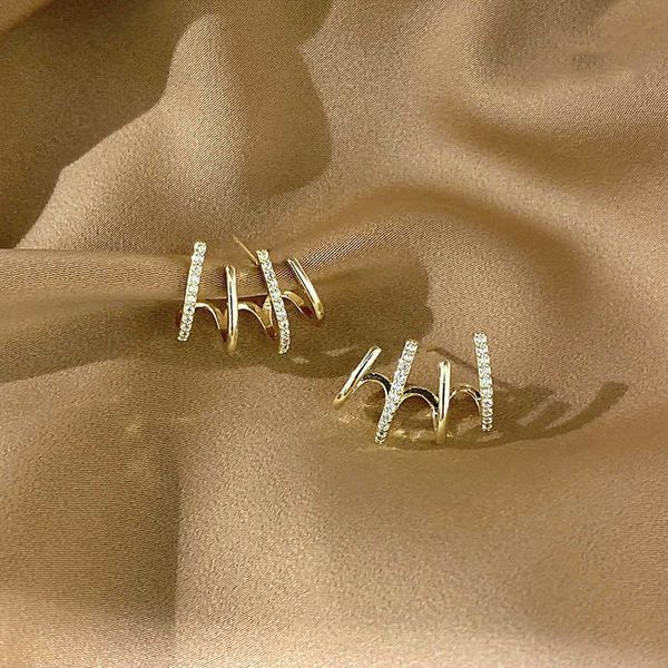 luyi jewelry niche design sense earrings for women's new korean style fashionable and luxurious high-end earrings, Black
luyi jewelry niche design sense earrings for women's new korean style fashionable and luxurious high-end earrings, Black