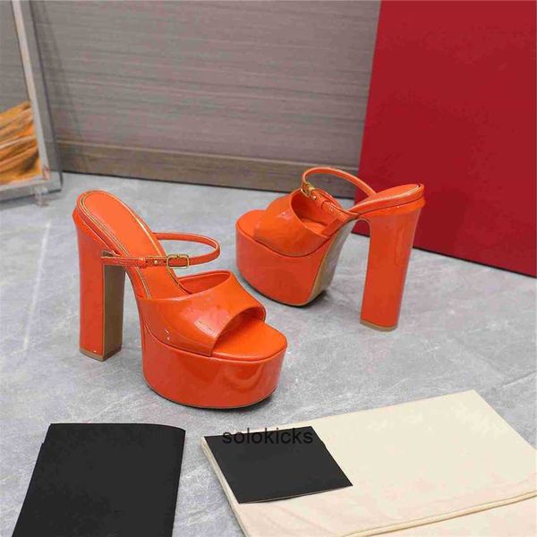 and ry23 valentinolies bottom casual fashion soft men sandals women flat the letter summer latest slippers 05-012 style comfortable, Black
and ry23 valentinolies bottom casual fashion soft men sandals women flat the letter summer latest slippers 05-012 style comfortable, Black