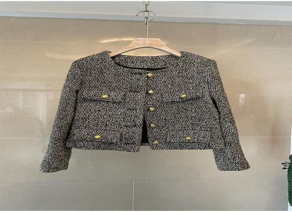 l 721 2021 spring brand same style coat button crew neck regular tweed red empire button fashion casual coat huilin9911293, Tan;black
l 721 2021 spring brand same style coat button crew neck regular tweed red empire button fashion casual coat huilin9911293, Tan;black