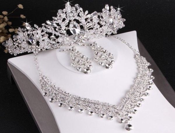 bridal gown headpieces selling highend wedding crown necklace and earrings threepiece set white crystal inlaid with rhines4226183, Silver
bridal gown headpieces selling highend wedding crown necklace and earrings threepiece set white crystal inlaid with rhines4226183, Silver
