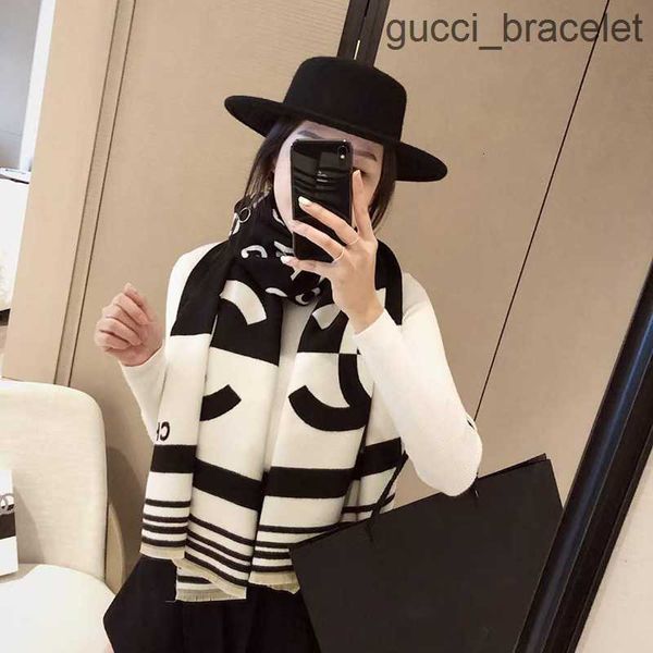 winter cashmere c scarf luxury brand design shawl for women fashion thickening soft shawl wrap female pashmina lady shawls bufanda, Blue;gray
winter cashmere c scarf luxury brand design shawl for women fashion thickening soft shawl wrap female pashmina lady shawls bufanda, Blue;gray