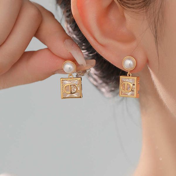 french new style zircon pearl square earrings with advanced sense light luxury style earrings silver needle small style earrings, Golden
french new style zircon pearl square earrings with advanced sense light luxury style earrings silver needle small style earrings, Golden