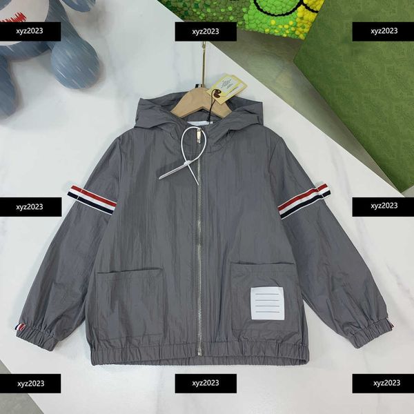 23ss kids coats child jacket baby outwear spring striped sun protection suit with hood size 100-150 cm new product feb21, Blue;gray
23ss kids coats child jacket baby outwear spring striped sun protection suit with hood size 100-150 cm new product feb21, Blue;gray