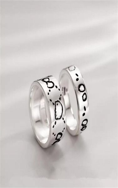 2023 luxurys designers band rings fashion men women titanium steel engraved letter pattern lovers jewelry narrow ring size 511 z2529520, Silver
2023 luxurys designers band rings fashion men women titanium steel engraved letter pattern lovers jewelry narrow ring size 511 z2529520, Silver