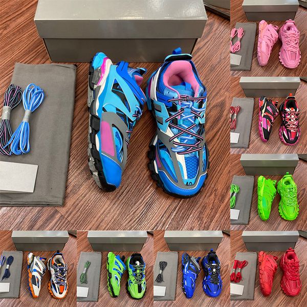 women mens designer track 3 3.0 casual shoes tracks luxury brand famous pairs italy fashion triple black pink blue beige platform sports sne
women mens designer track 3 3.0 casual shoes tracks luxury brand famous pairs italy fashion triple black pink blue beige platform sports sne