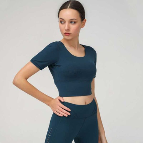 ll yoga ll 2022 new sports women's fitness yoga short-sleeved running with chest pad tight-fitting comfortable quick-drying yoga clothe
ll yoga ll 2022 new sports women's fitness yoga short-sleeved running with chest pad tight-fitting comfortable quick-drying yoga clothe