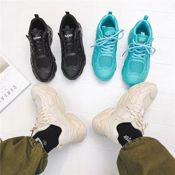 outdoor sports running shoes rubber for women men tripe black white green blue three colors mens trainers zapatos trend fashion chaussures
outdoor sports running shoes rubber for women men tripe black white green blue three colors mens trainers zapatos trend fashion chaussures
