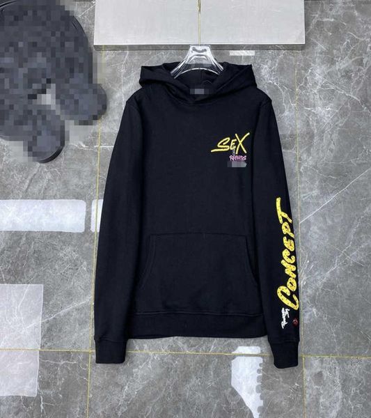 2022 men039s and women039s hoodie sweater fashion brand ch records graffiti surfer limited edition5920724, Black
2022 men039s and women039s hoodie sweater fashion brand ch records graffiti surfer limited edition5920724, Black