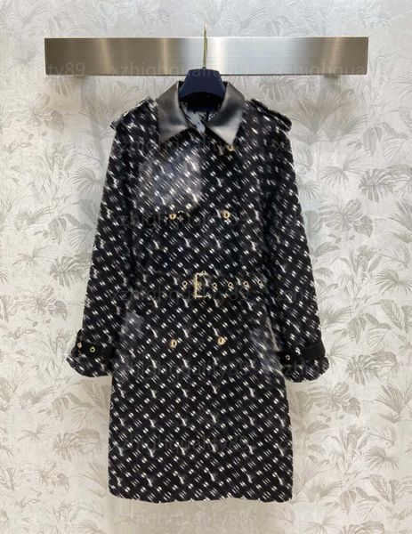women jackets denim trench coat womens long jacket classic alphabet jacquard pattern patchwork lapel design long sleeve windbreaker designer, Tan;black
women jackets denim trench coat womens long jacket classic alphabet jacquard pattern patchwork lapel design long sleeve windbreaker designer, Tan;black