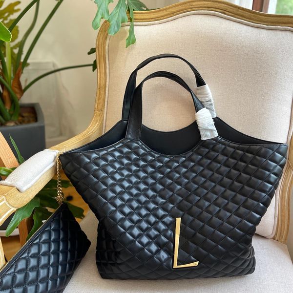 designer bag logo square leather tote bag women's bag tote shopping bag icare shopping bag carrying bag shoulder bag underarm large bag
designer bag logo square leather tote bag women's bag tote shopping bag icare shopping bag carrying bag shoulder bag underarm large bag