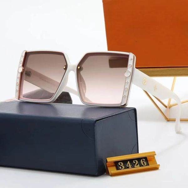 2023 designer sunglasses classic eyeglasses goggle outdoor beach sun glasses for woman man 3 color optional triangular signature, White;black
2023 designer sunglasses classic eyeglasses goggle outdoor beach sun glasses for woman man 3 color optional triangular signature, White;black