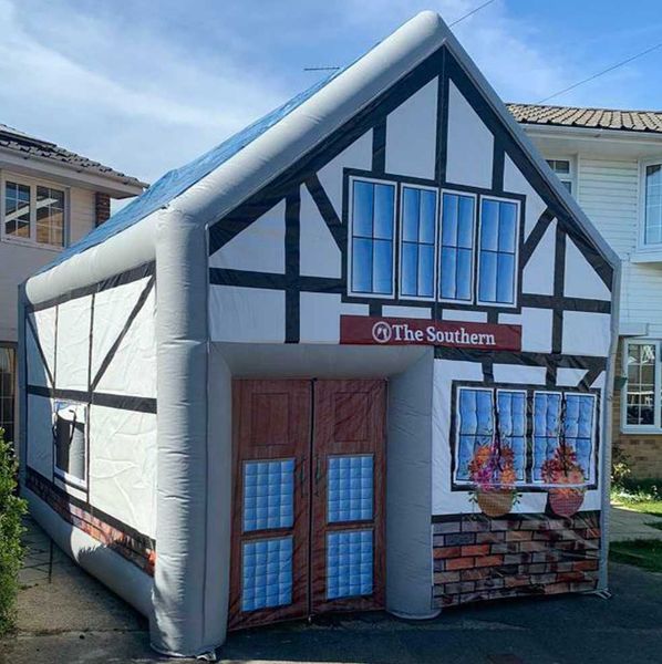 wholesale mordern 6x4x4mh (20x13.2x13.2fth) outdoor party inflatable bar pub pub tent nightclub house for garden use
wholesale mordern 6x4x4mh (20x13.2x13.2fth) outdoor party inflatable bar pub pub tent nightclub house for garden use