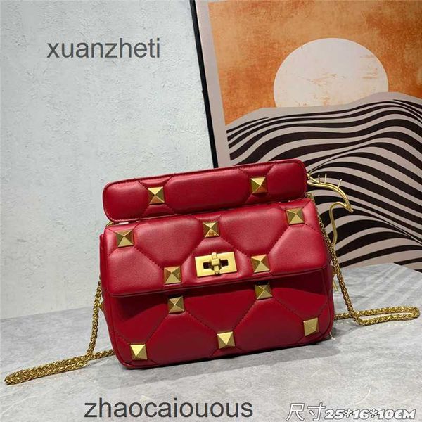luxury women handbags designer new crossbody beach valantions 2023 classic lady's bags sheepskin bag handheld large rivet handbag wy16
luxury women handbags designer new crossbody beach valantions 2023 classic lady's bags sheepskin bag handheld large rivet handbag wy16