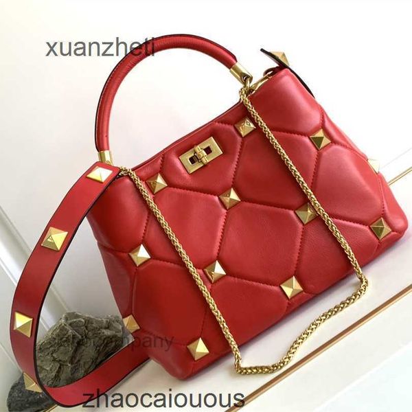 classic valantions crossbody designer handbags bag women lady's beach fashion bags luxury leather rivet large capacity bucket handbag 7
classic valantions crossbody designer handbags bag women lady's beach fashion bags luxury leather rivet large capacity bucket handbag 7