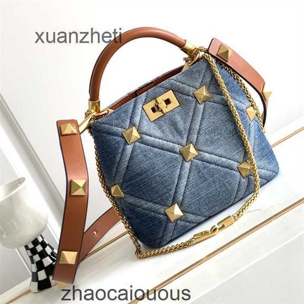 butot valantions luxury denim women classic outdoor bag bag capacity lady's bucket 2023 new style shoulder temperament armpit large riv
butot valantions luxury denim women classic outdoor bag bag capacity lady's bucket 2023 new style shoulder temperament armpit large riv