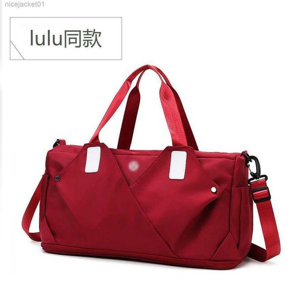 2023 designer luluslemens travel bag outdoor short distance travel bag simple and fashionable large capacity storage bag fitness and sports
2023 designer luluslemens travel bag outdoor short distance travel bag simple and fashionable large capacity storage bag fitness and sports