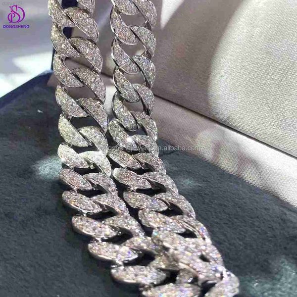 real gold plated 15mm 925 sterling silver chain hip hop d color moissanite diamonds necklace miami cuban chain
real gold plated 15mm 925 sterling silver chain hip hop d color moissanite diamonds necklace miami cuban chain