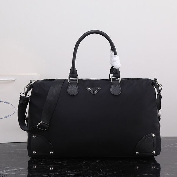 luxury designer shoulder bag cool style stylish metal buckle chain purse handbag waterproof nylon ladies luxury ladies handbag
luxury designer shoulder bag cool style stylish metal buckle chain purse handbag waterproof nylon ladies luxury ladies handbag