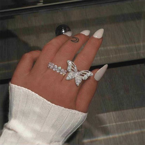 band rings fashion crystal butterfly rings for women stainless steel silver color zircon butterfly finger ring wedding jewelry r230822
band rings fashion crystal butterfly rings for women stainless steel silver color zircon butterfly finger ring wedding jewelry r230822