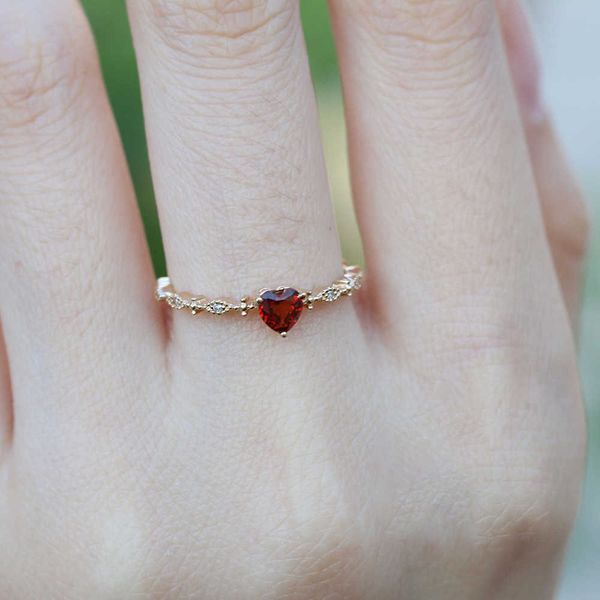 band rings cute rings for women red zircon tiny heart jewelry accessories wedding gifts wholesale r230822, Silver
band rings cute rings for women red zircon tiny heart jewelry accessories wedding gifts wholesale r230822, Silver