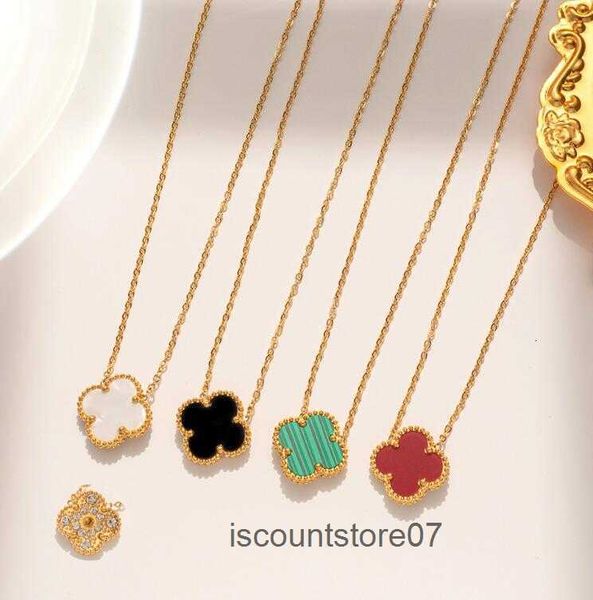 18k gold plated necklaces luxury designer flowers four-leaf clover cleef fashional pendant necklace wedding party jewelry, Silver
18k gold plated necklaces luxury designer flowers four-leaf clover cleef fashional pendant necklace wedding party jewelry, Silver
