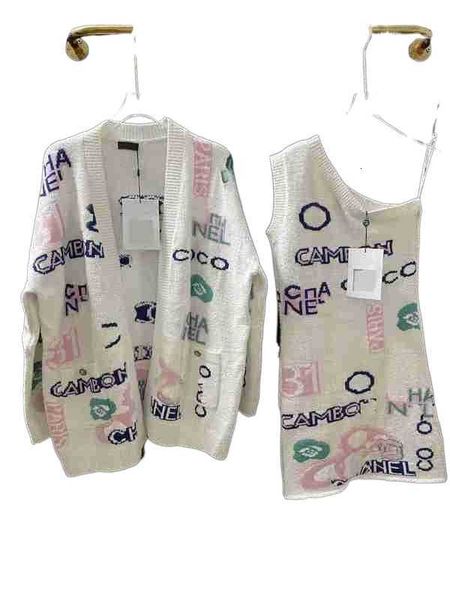 women's sweaters designer fashion luxury brand winter contrast patchwork long sleeve cardigans women design buttons pockets vintage swe, White;black
women's sweaters designer fashion luxury brand winter contrast patchwork long sleeve cardigans women design buttons pockets vintage swe, White;black