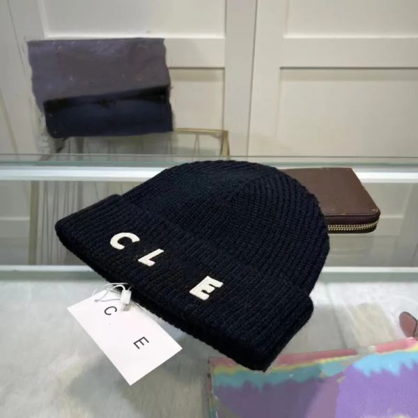 Beanie Designer Brand Men's Beanie Hats Women's Autumn and Winter Skull Caps New Casual Letter Embroidery Kn
Beanie Designer Brand Men's Beanie Hats Women's Autumn and Winter Skull Caps New Casual Letter Embroidery Kn
