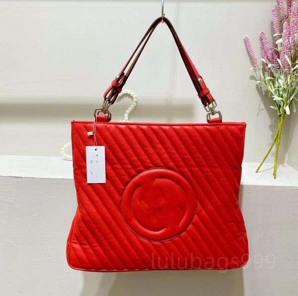 fashion women bag classic velvet chain bag clutch handbag luxury designer bag marmonn messenger crossbody package evening bags tote bag
fashion women bag classic velvet chain bag clutch handbag luxury designer bag marmonn messenger crossbody package evening bags tote bag