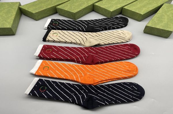 classic cotton socks hosiery fashion letter embroidery stockings with box trendy breathable designer men women sock6416630, Black;white
classic cotton socks hosiery fashion letter embroidery stockings with box trendy breathable designer men women sock6416630, Black;white