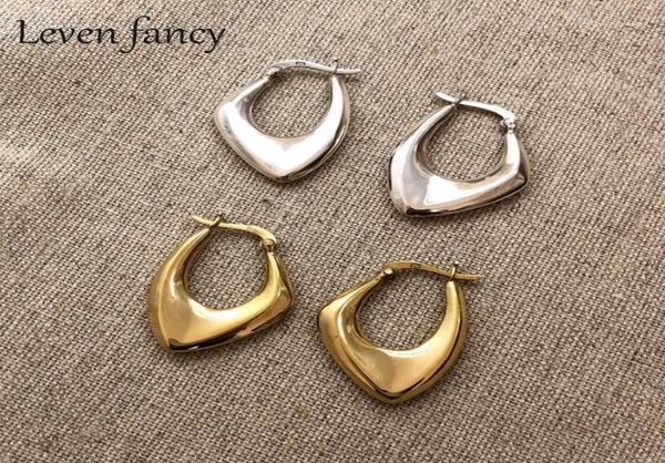 girls 925 sterling silver irregular earrings for women nordic style minimalist big hoop earrings female luxury party jewelry18413703, Golden;silver
girls 925 sterling silver irregular earrings for women nordic style minimalist big hoop earrings female luxury party jewelry18413703, Golden;silver