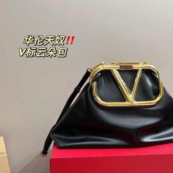 v designer bags for ladies va2023 big v new cloud women's bag lazy style high end one shoulder crossbody star handbag 38.23cm
v designer bags for ladies va2023 big v new cloud women's bag lazy style high end one shoulder crossbody star handbag 38.23cm