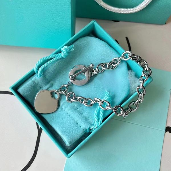 luxury designer sterling silver heart bangle bracelet necklace set shape original fashion classic bracelet women jewelry4308767
luxury designer sterling silver heart bangle bracelet necklace set shape original fashion classic bracelet women jewelry4308767