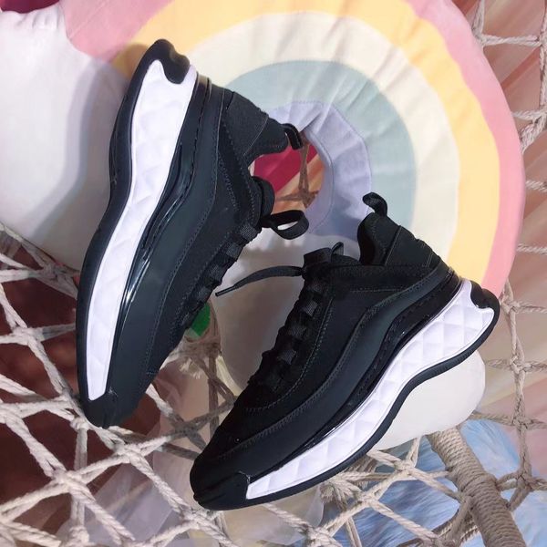 designer sneakers calfskin casual shoes fashion reflective shoes men women sneaker vintage suede trainers increasing leather platform shoe 0, Red;white
designer sneakers calfskin casual shoes fashion reflective shoes men women sneaker vintage suede trainers increasing leather platform shoe 0, Red;white