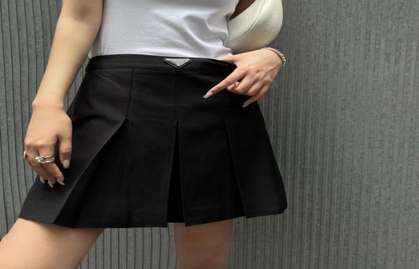 23ss womens fashion skirts summer casual pleated skirt classic pattern dresses lady low waist aline skirts designer women cothing8197812, Black 
23ss womens fashion skirts summer casual pleated skirt classic pattern dresses lady low waist aline skirts designer women cothing8197812, Black
