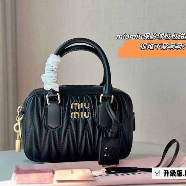 v designer bags for ladies vahandheld crossbody one shoulder use small bag regardless of age too fond black
v designer bags for ladies vahandheld crossbody one shoulder use small bag regardless of age too fond black