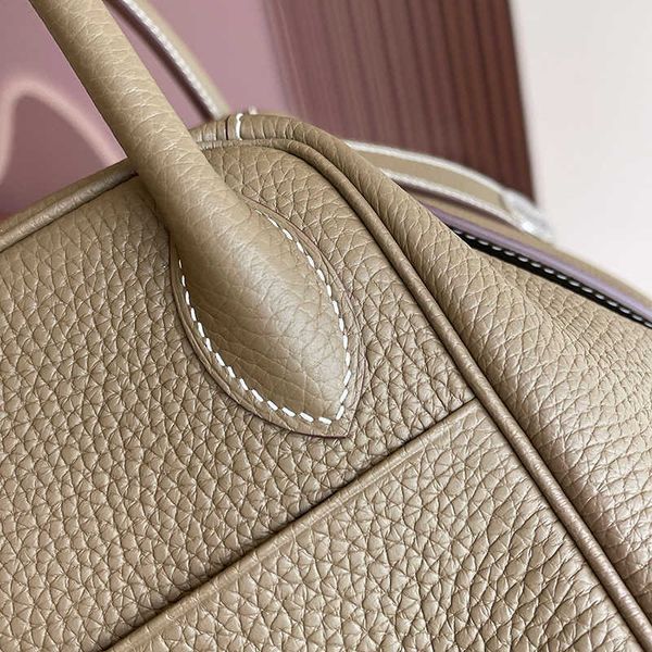 original edition h ermes linds's handbags online shop pure handmade wax thread bag 26 elephant grey 30tc cowhide doctor women's ha
original edition h ermes linds's handbags online shop pure handmade wax thread bag 26 elephant grey 30tc cowhide doctor women's ha