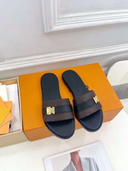 designer women's slippers leather sewn cowhide production metal clasp slippers detailed information search customer service 35-41, Black
designer women's slippers leather sewn cowhide production metal clasp slippers detailed information search customer service 35-41, Black