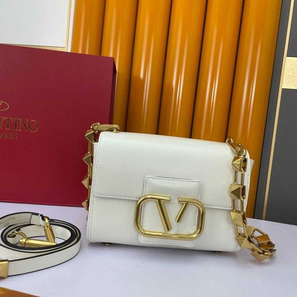 v designer bags for ladies new rivet calfskin women's bag shoulder bag handbag oblique straddle bag hardware
v designer bags for ladies new rivet calfskin women's bag shoulder bag handbag oblique straddle bag hardware