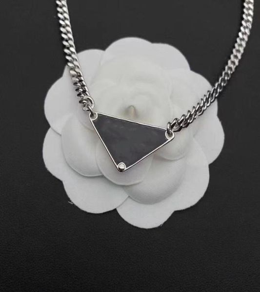2021 charm luxury designer necklace for lovers thick chain stainless steel jewelry women men hip hop personality letter punk high 7022543, Silver
2021 charm luxury designer necklace for lovers thick chain stainless steel jewelry women men hip hop personality letter punk high 7022543, Silver