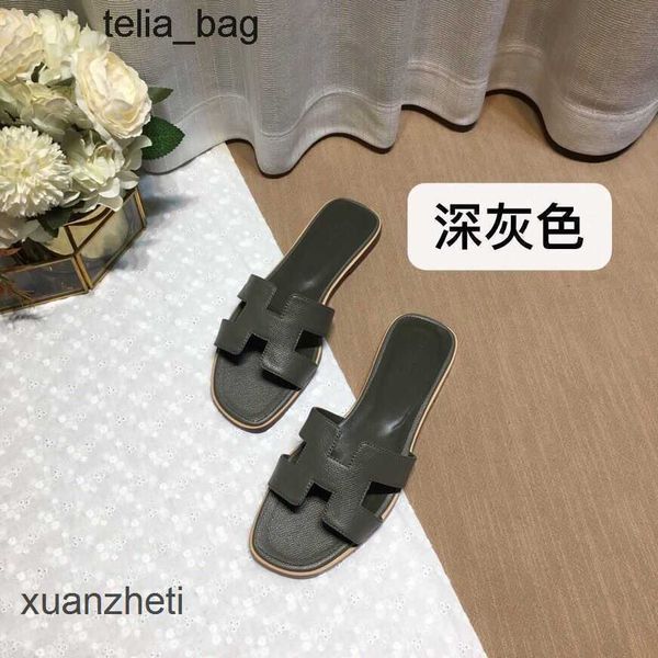 versatile oran hers slippers shoes designer slipper women's sandal bear summer color matching leatone line for tourism wear flat bottom
versatile oran hers slippers shoes designer slipper women's sandal bear summer color matching leatone line for tourism wear flat bottom