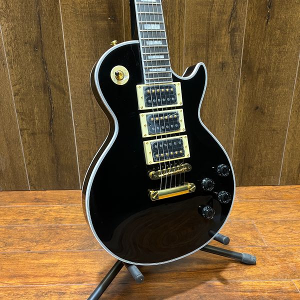 selling black beauty model electric guitar chinese factory direct ing 
selling black beauty model electric guitar chinese factory direct ing