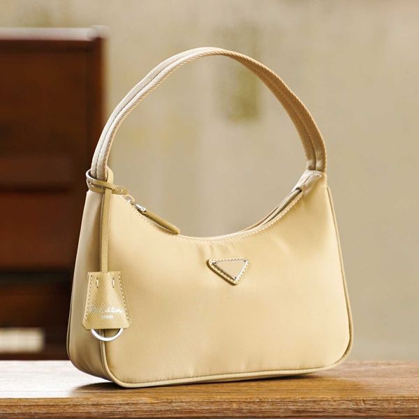 designers bag messenger handbags luxurys fashion womens crossbody clutch shoulder bag letter handbag ladies purse pocket totes wallet pocket
designers bag messenger handbags luxurys fashion womens crossbody clutch shoulder bag letter handbag ladies purse pocket totes wallet pocket