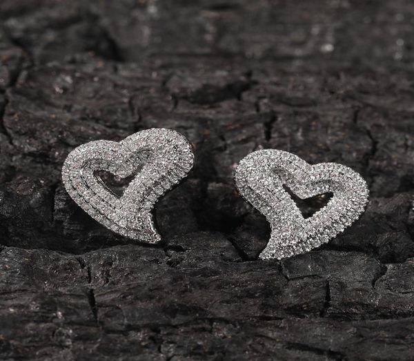1 pair hip hop claw set cz stone bling ice out 3 layers heart stud earrings for men women lovers rapper jewelry2670997, Golden;silver
1 pair hip hop claw set cz stone bling ice out 3 layers heart stud earrings for men women lovers rapper jewelry2670997, Golden;silver