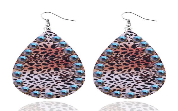 crystal pave surrounding cheetah animal print leather earrings for women faux rhinestones leopard teardrop vegan leather hanging e5538716, Silver
crystal pave surrounding cheetah animal print leather earrings for women faux rhinestones leopard teardrop vegan leather hanging e5538716, Silver