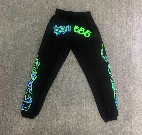 new young thug sp5der pants men sports pants sweatpants silk print bouquet leggings loose trend hundred casual pants jogger men g15227830, Black
new young thug sp5der pants men sports pants sweatpants silk print bouquet leggings loose trend hundred casual pants jogger men g15227830, Black