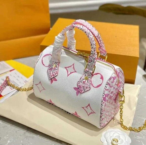 womens speedy pillow designer bag louiseits boston pochette handle totes viutonits sacoche shoulder crossbody bags strap luxury letter handb
womens speedy pillow designer bag louiseits boston pochette handle totes viutonits sacoche shoulder crossbody bags strap luxury letter handb