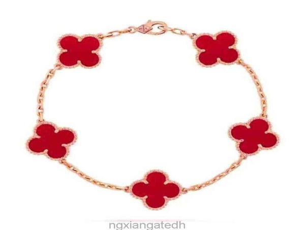 s925 silver five flower four leaf clover bracelet female jewelry double sided white fritillaria hand decoration5413503, Black
s925 silver five flower four leaf clover bracelet female jewelry double sided white fritillaria hand decoration5413503, Black